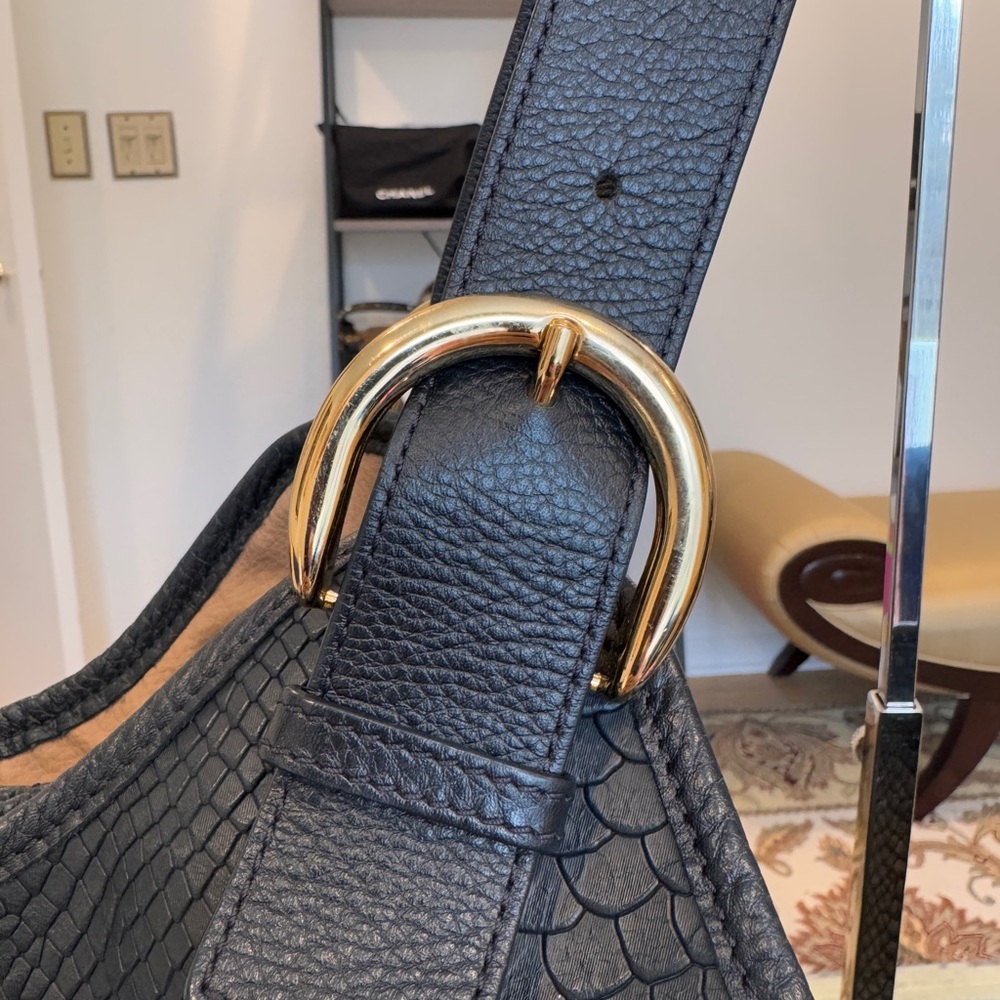 GiGi New York Ellen Bag
Embossed Python - Picture 4 of 10